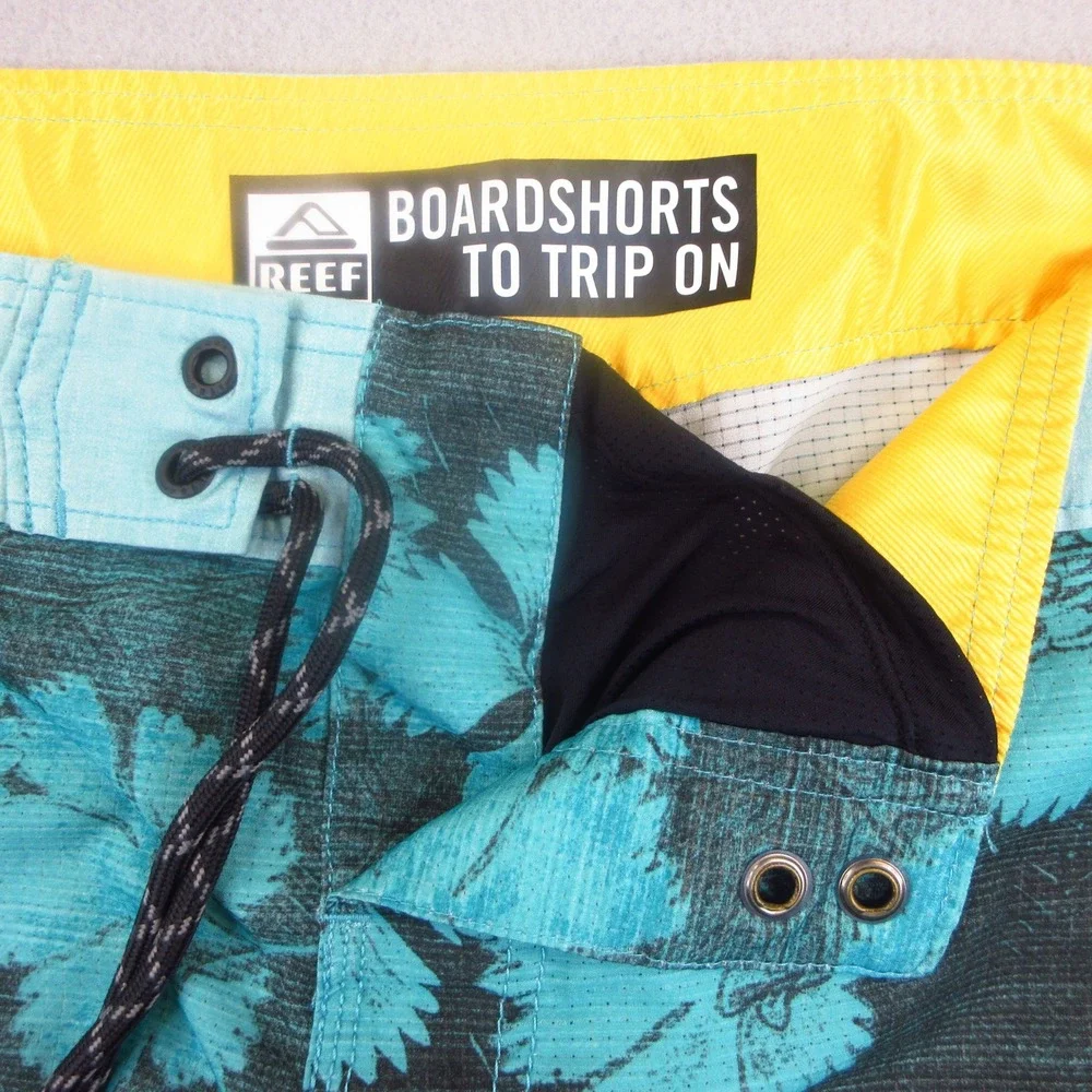 Reef Boardshorts Mens 36 Blue Grey Floral Tropical Surf Swim